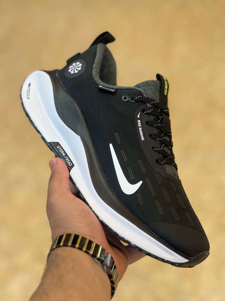 کتونی نایک گورتکس اینفینیتی فروش بصورت عمده و تک سایز ۴۰ تا ۴۵. تضمین کالا Nike React infinity Run 4 Gore_tex