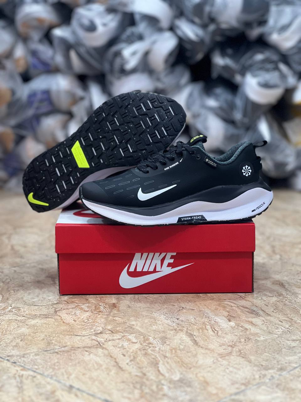 کتونی نایک گورتکس اینفینیتی فروش بصورت عمده و تک سایز ۴۰ تا ۴۵. تضمین کالا Nike React infinity Run 4 Gore_tex