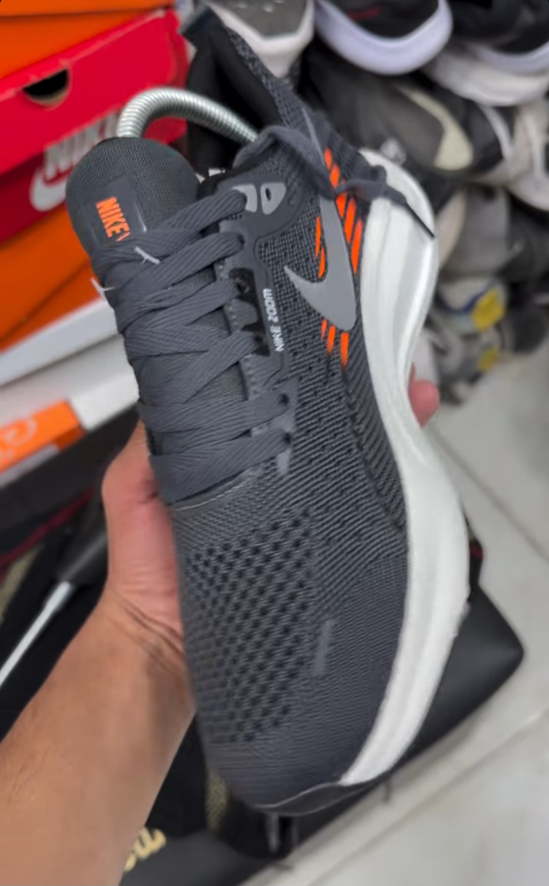 کتونی ویتنامی نایک زوم پگاسوس Nike zoom pegasus ساخت ویتنام ، سایز ۴۰ تا ۴۵ فروش بصورت عمده و تک