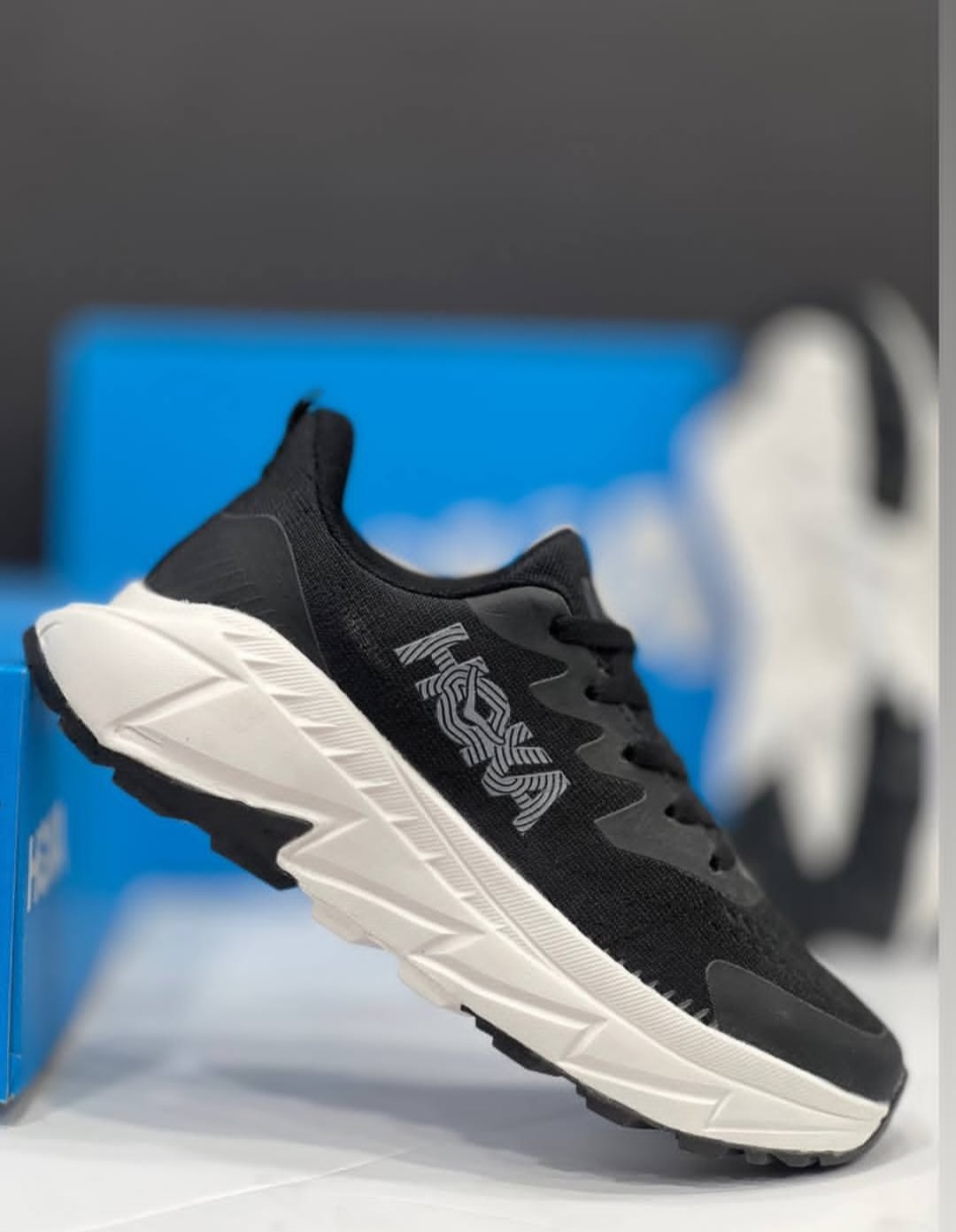 کتونی هوکا وان وان۴۵Hoka one one m skyline _float/ساخت ویتنام/سایز۴۰ تا۴۵/فروش عمده و تک