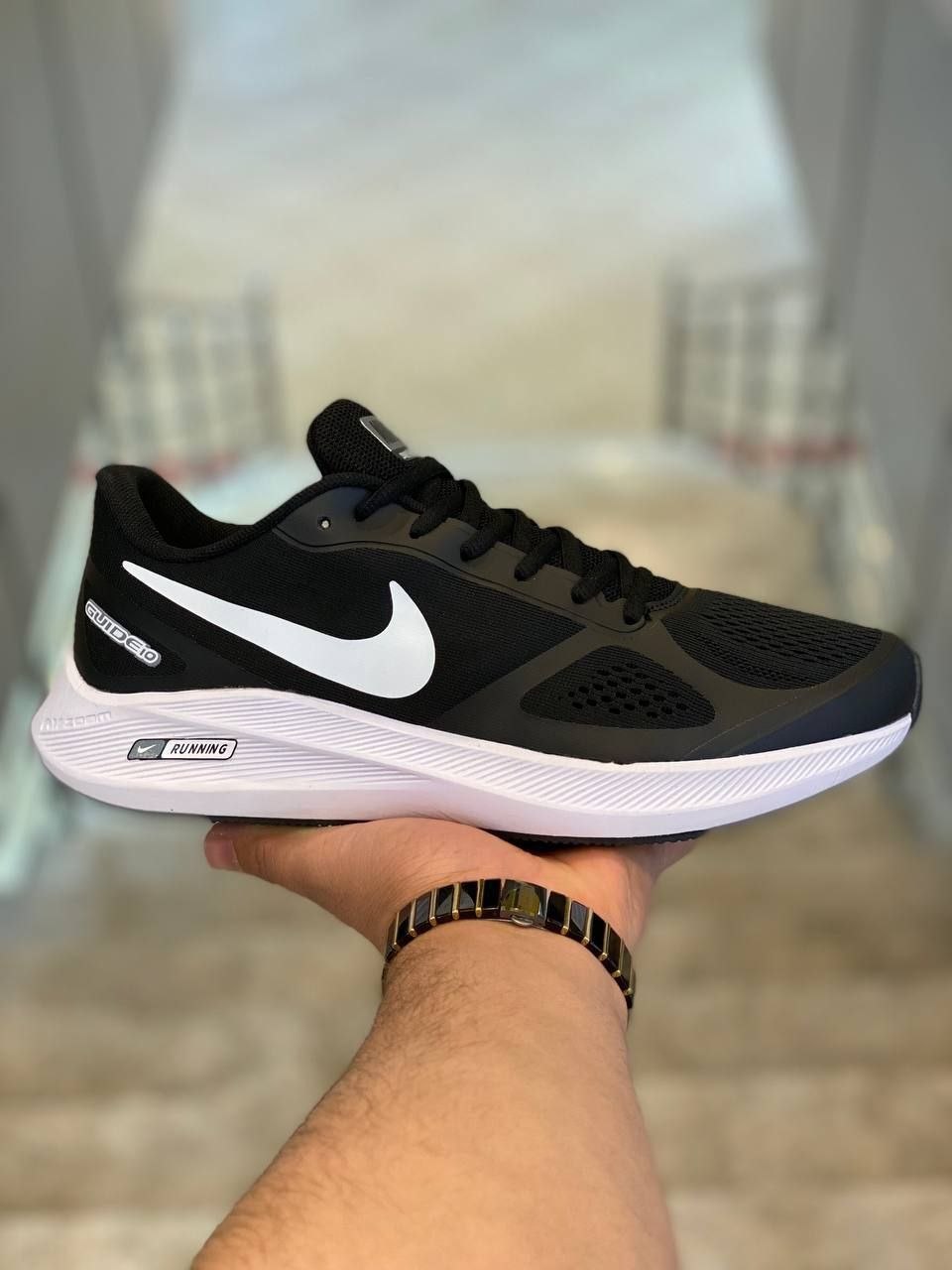 کتونی نایک رانینگ گاید guide 10