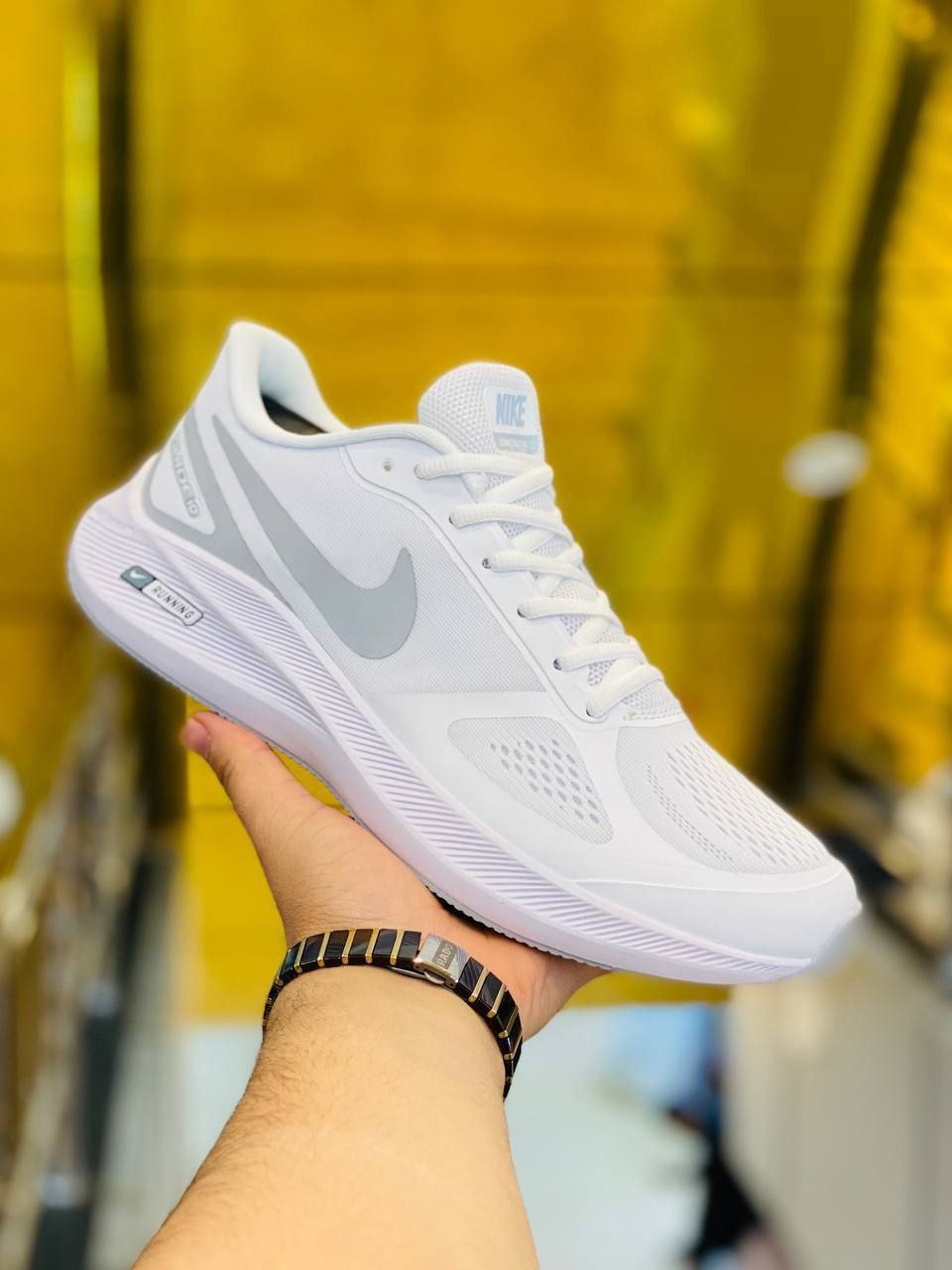 Nike guide 10 vietnam نایک گاید ۱۰