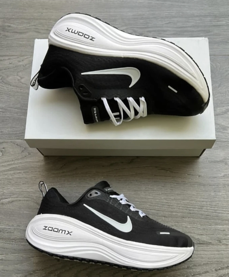 Nike Air Zoom Vomero Plus نایک