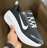 کتونی نایک زوم ومرو پلاس/Nike Air Zoom Vomero Plus