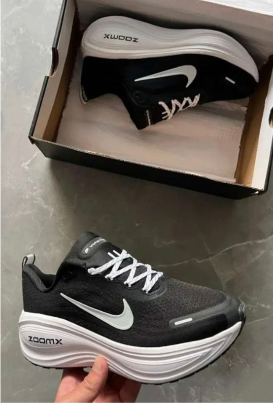 کتونی نایک زوم ومرو پلاس/Nike Air Zoom Vomero Plus