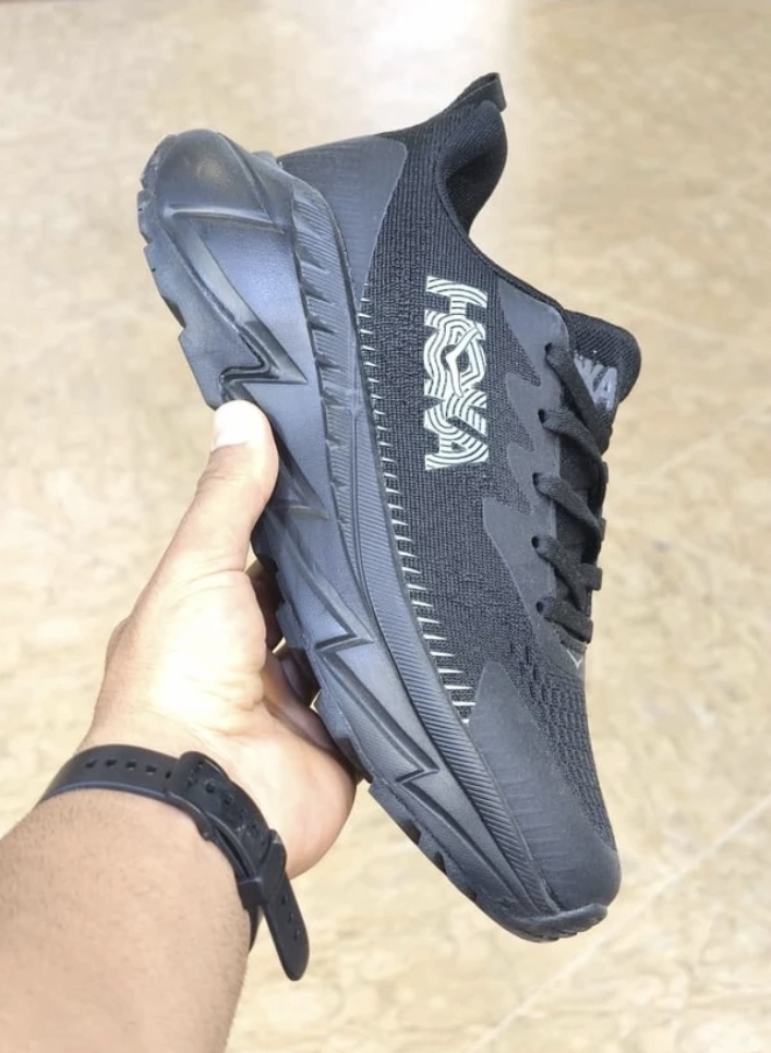 کتونی ویتنامی هوکا وان وان ساخت ویتنام سایز ۴۰ تا ۴۵پایین ترین قیمت در ایران Hoka one one M skyline _float x