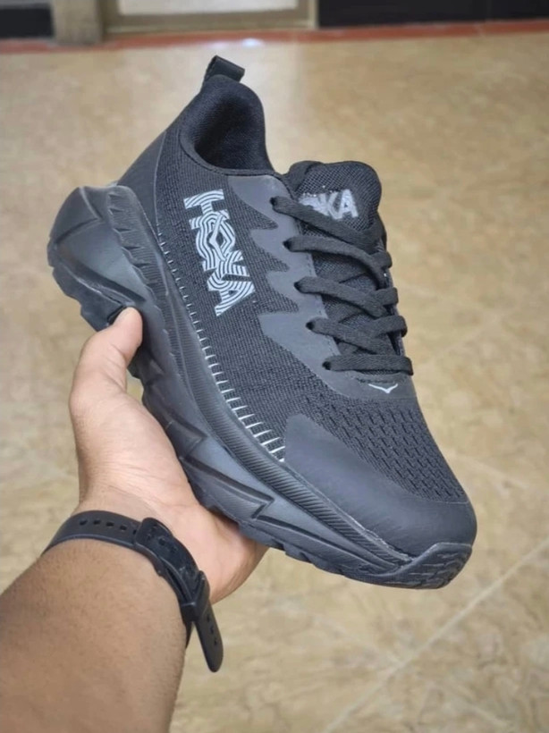 کتونی ویتنامی هوکا وان وان ساخت ویتنام سایز ۴۰ تا ۴۵پایین ترین قیمت در ایران Hoka one one M skyline _float x