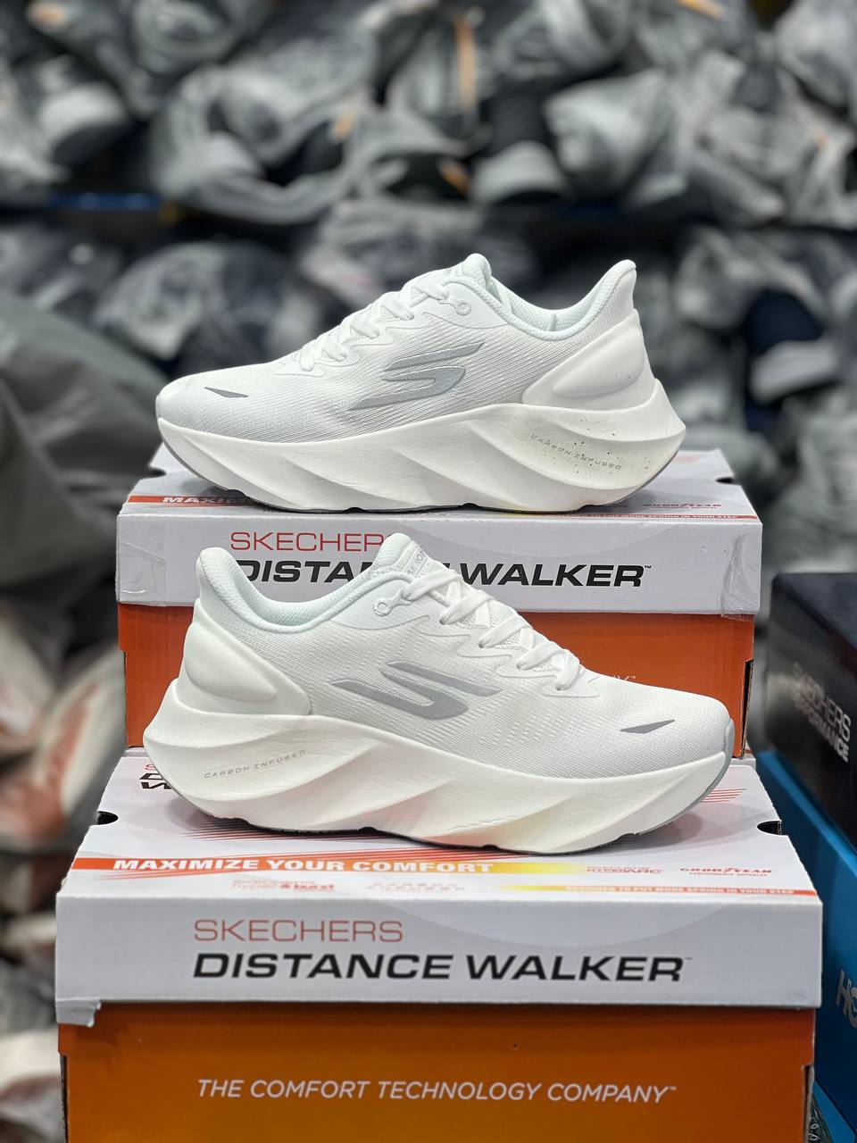 کتونی اسکیچرزSkechers Aeru Burst