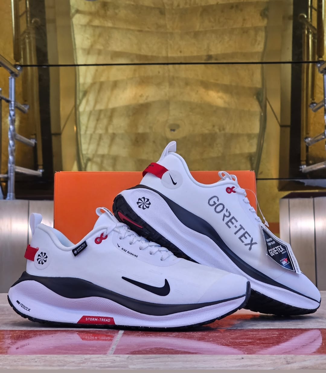کتونی نایک اینفینیتی گورتکس NIKE lnfinity RN 4 GORE_TEXساخت ویتنام فروش بصورت عمده و تک سایز ۴۰_۴۱_۴۲_۴۳_۴۴_۴۵ ضمانت کالا