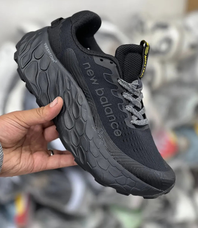 کتونی نیوبالانس فرش فوم تریل وی ۳/New balance fresh foam x more trail v3 / فروش بصورت عمده و تک ، ساخت ویتنام سایز ۴۰ تا ۴۵