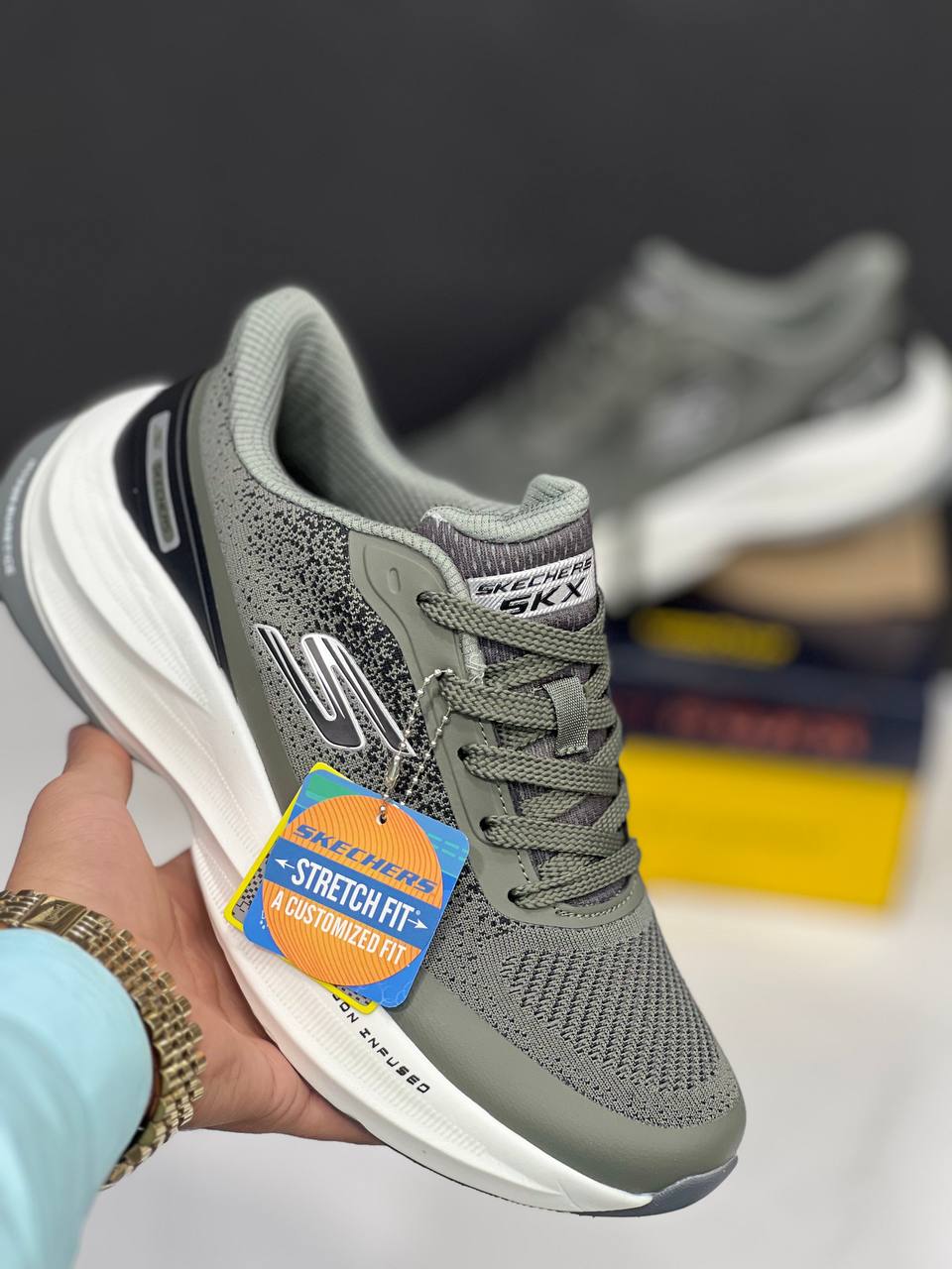 کفش اسکیچرز هایپر بوس skechers Hyper Burst ساخت ویتنام سایز 40 تا 45 فروش عمده و تک ضمانت کالا