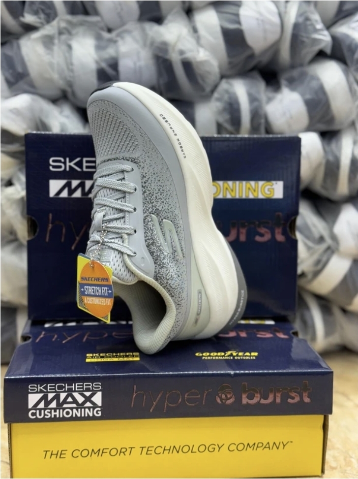 کتونی اسکیچرز هایپر بوس skechers Hyper Burst