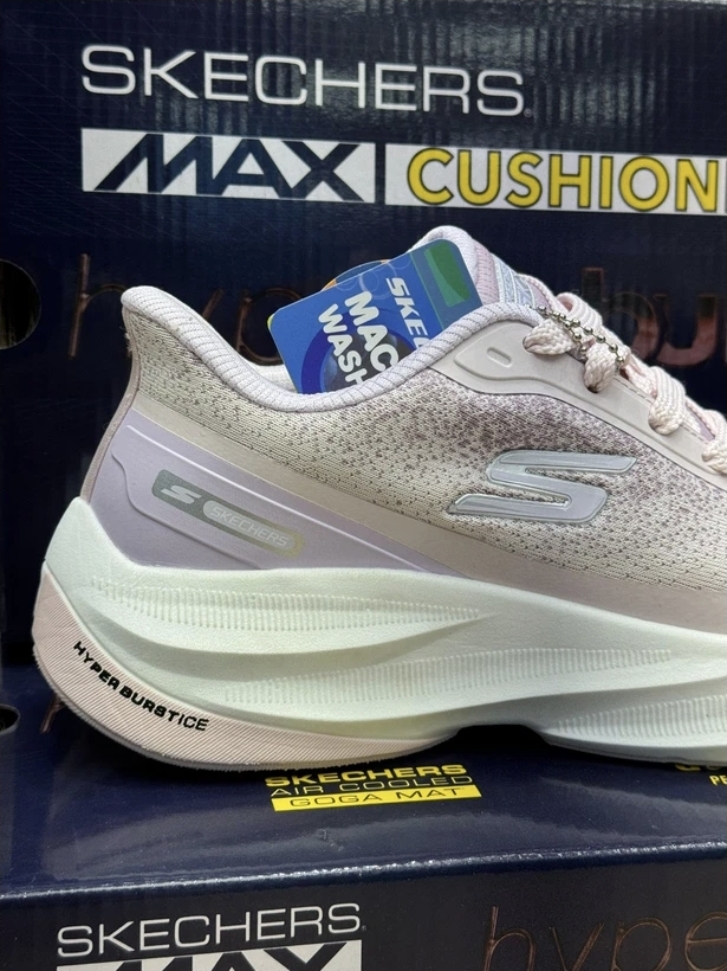کتونی اسکیچرز هایپر بوس skechers Hyper Burst