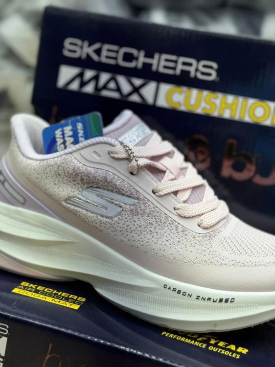 کفش اسکیچرز هایپر بوس skechers Hyper Burst ساخت ویتنام