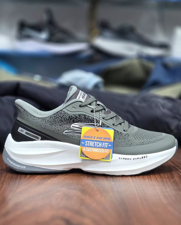 کفش اسکیچرز هایپر بوس skechers Hyper Burst ساخت ویتنام