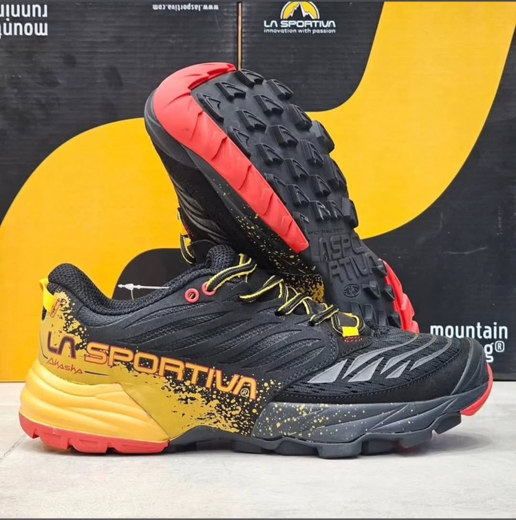 لاسپورتیوا/La Sportiva Ultra Raptor II Shoes/ساخت ایتالیا وارداتی/سایز ۴۰ تا ۴۵/ جعبه بارکددار/فروش عمده و تک/