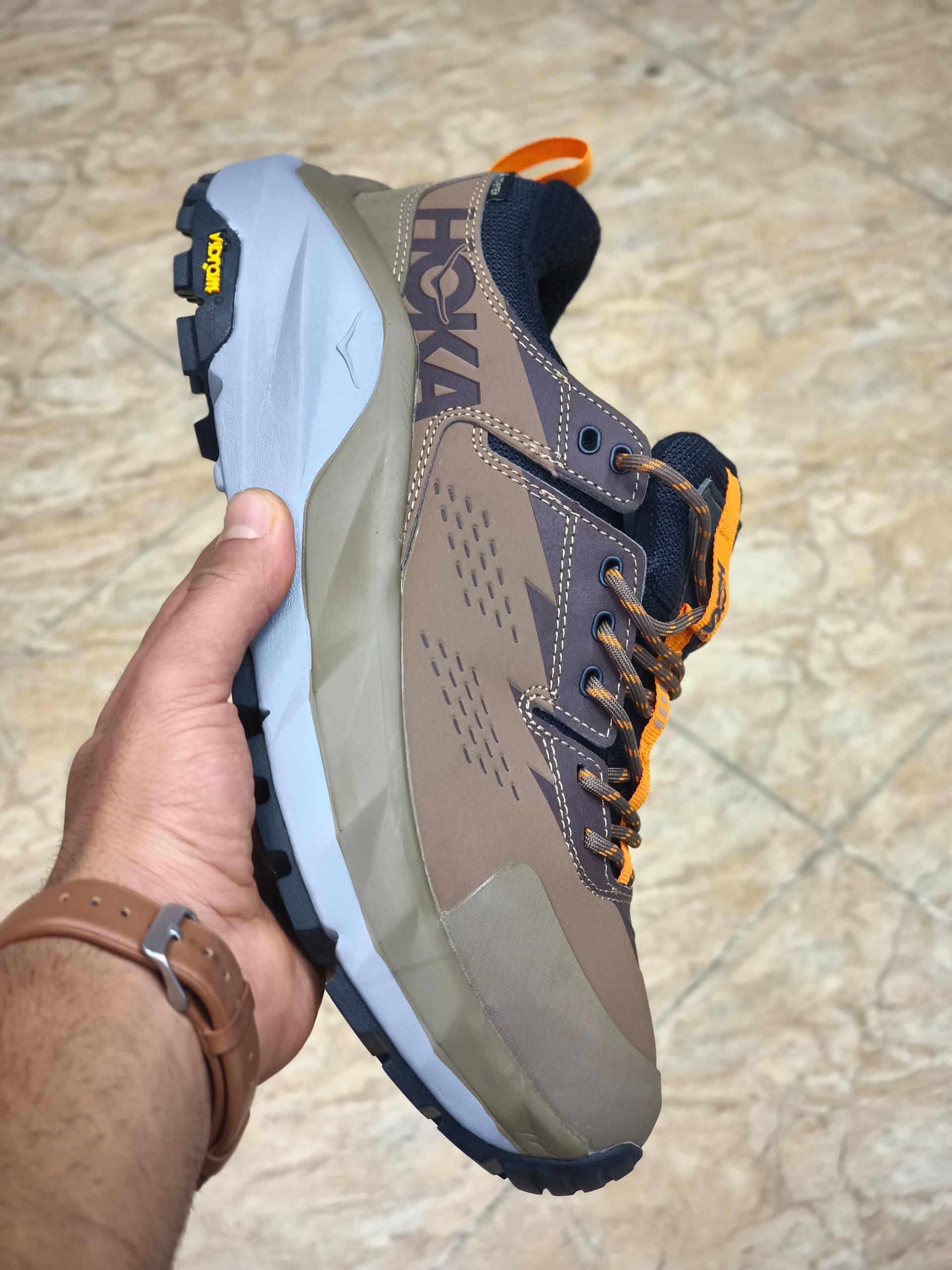 کتونی هوکا کاها مسترکوالیتیHoka Kaha