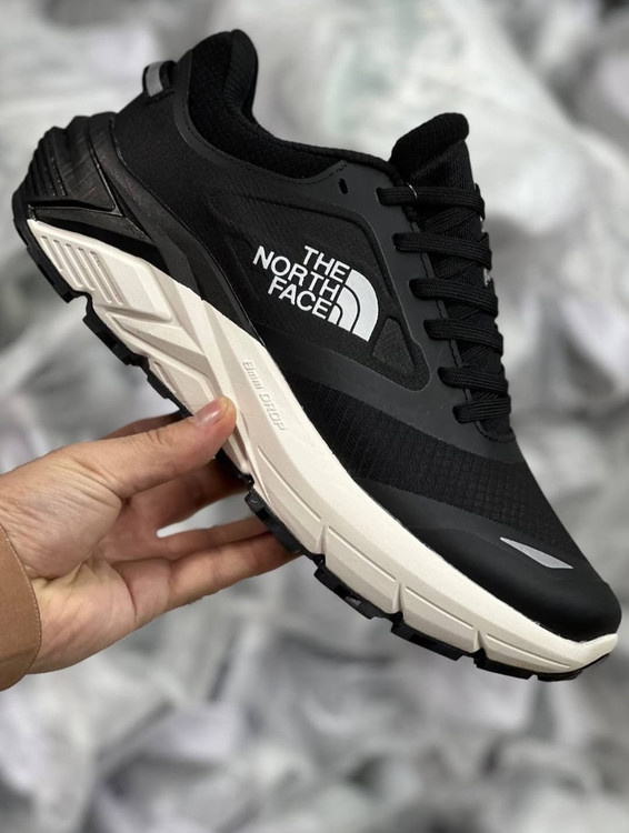 کتونی نورث فیس ضدآب/سایز 40 الی 45/NorthFace VECTIV Enduris II