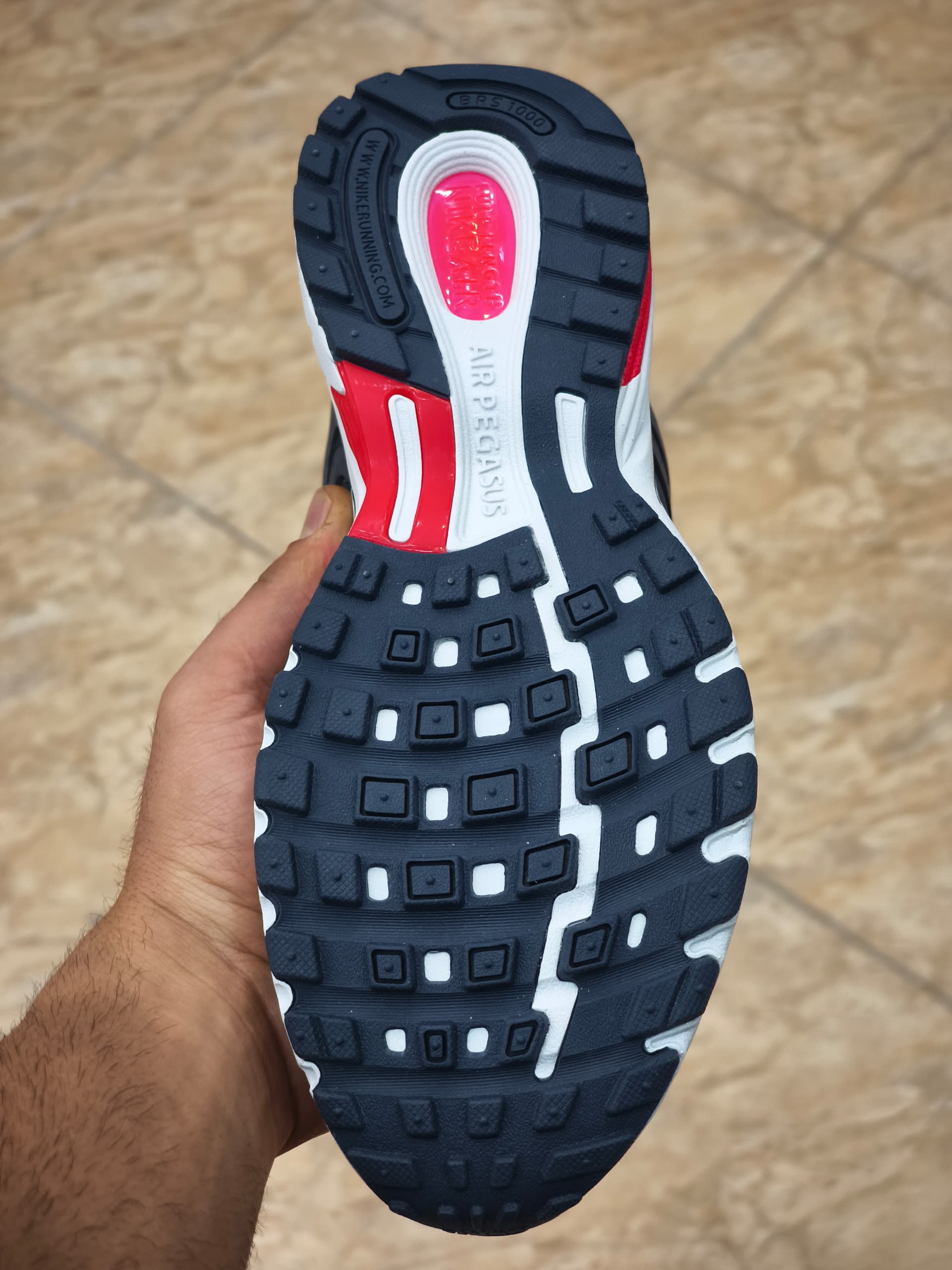 https://kafshsorena.ir/tag/Nike%20Pegasus%202k5%20Vietnam/
