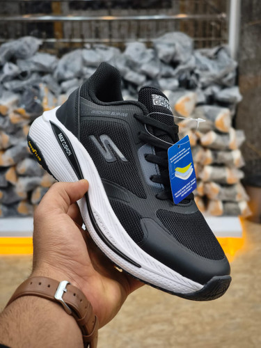 کتونی اسکیچرزمکس کویشن/Skechers max cushioning