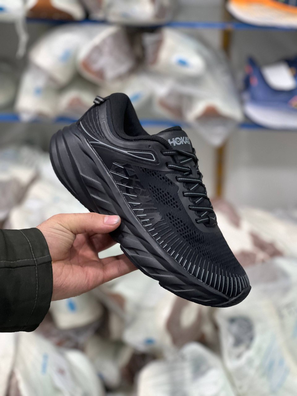 کتونی هوکا باندی۷/ ۷Hoka bondi/ مستر کوالیتی A/ساخت ویتنام
