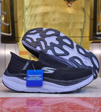 کتونی اسکیچرز ۲۰۲۵ بدون بند مموری فوم سبک و طبی و راحت /