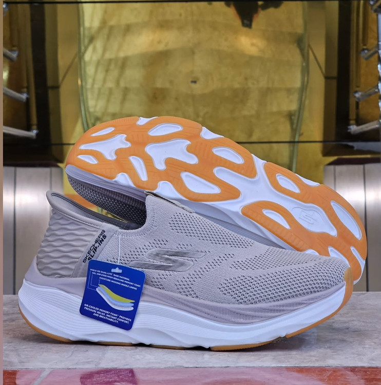 کتونی اسکیچرز ۲۰۲۵ بدون بند مموری فوم سبک و طبی و راحت /