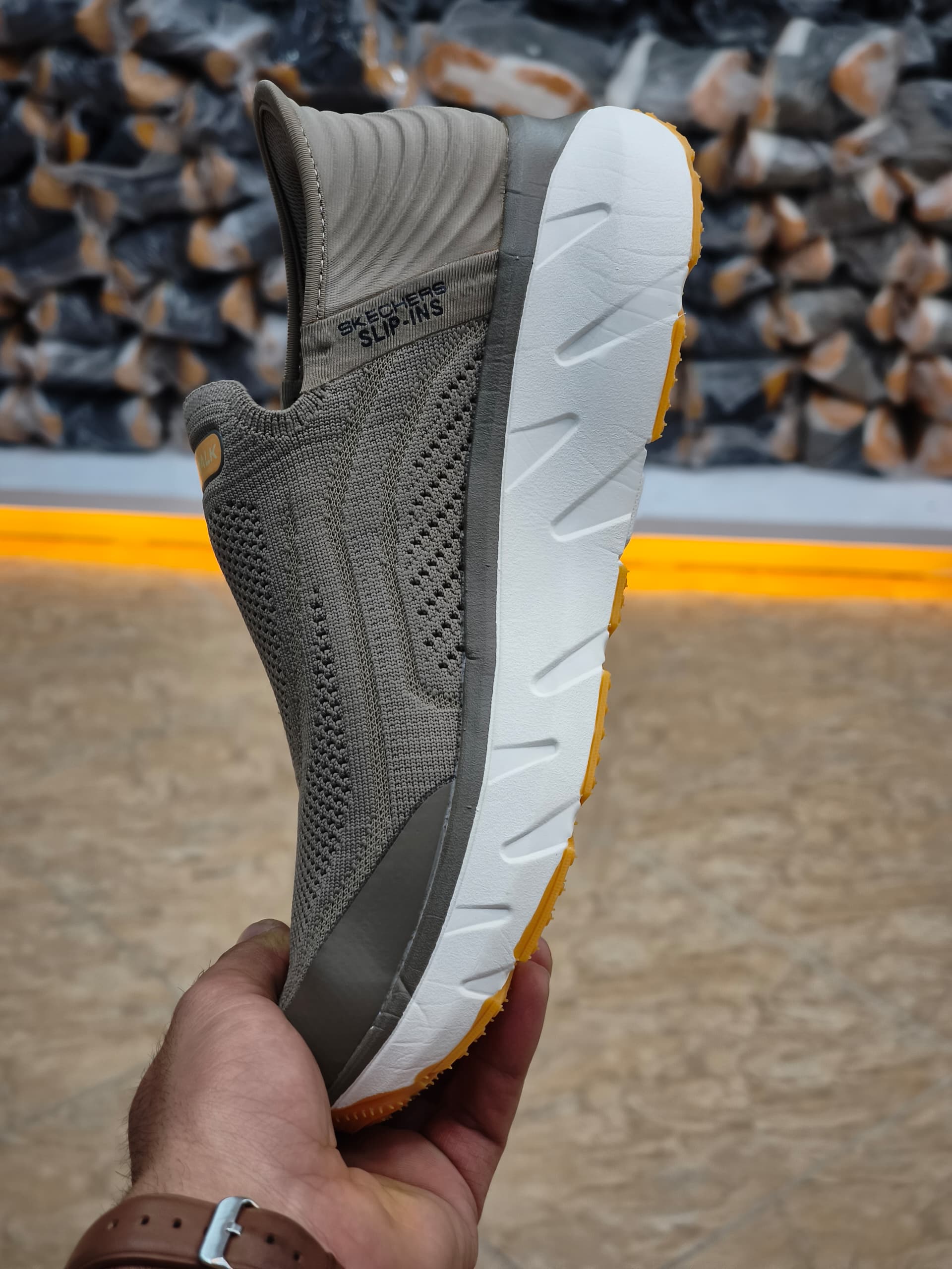 کتونی اسکیچرز طبی بدون بند/ساخت ویتنام/Skechers Max Cushioning