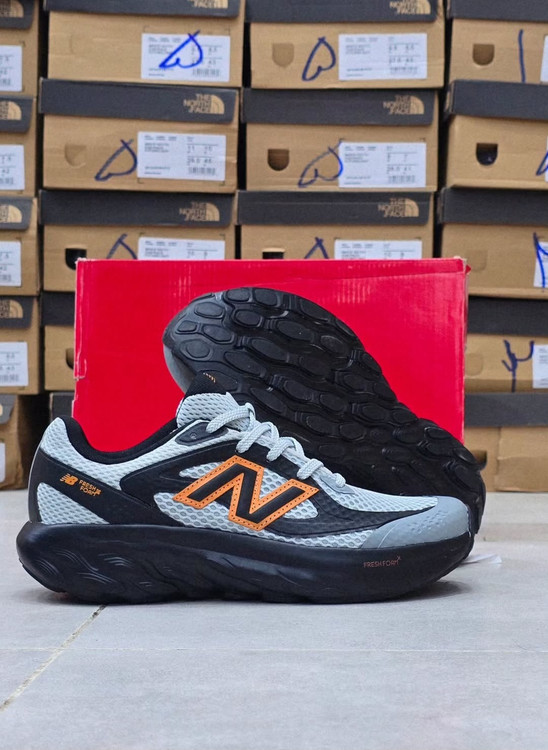 کتونی نیوبالانس ۹۹۰/Newbalance 990 USA /وارداتی ساخت ویتنام