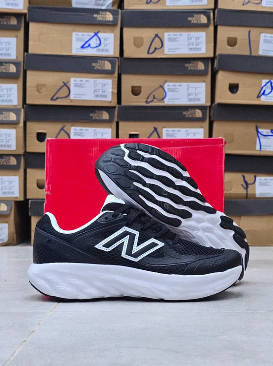 کتونی نیوبالانس ۹۹۰/Newbalance 990 USA /وارداتی ساخت ویتنام