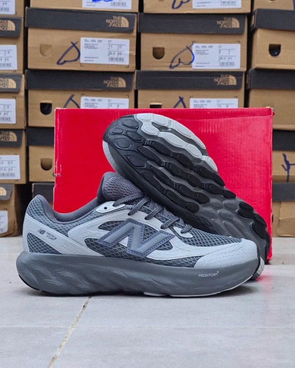 کتونی نیوبالانس ۹۹۰/Newbalance 990 USA /وارداتی ساخت ویتنام