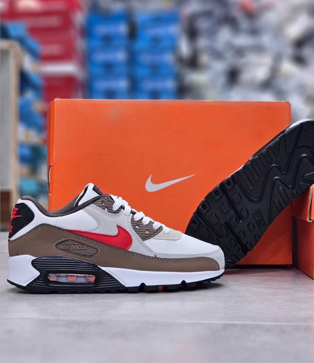 کتونی نایک ایرمکس/Nike air max vietnam/