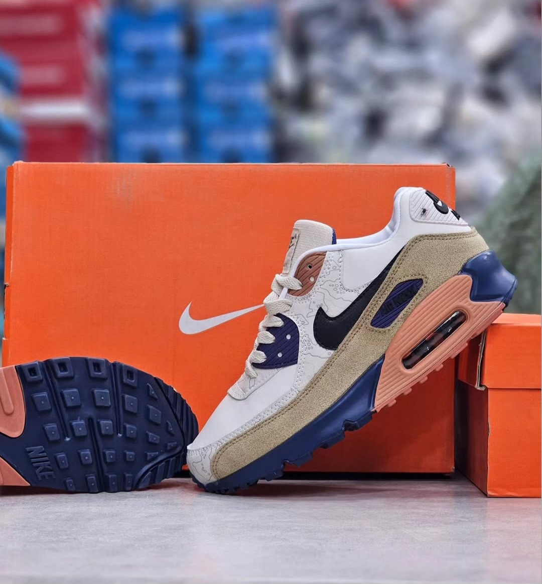 کتونی نایک ایرمکس/Nike air max vietnam/