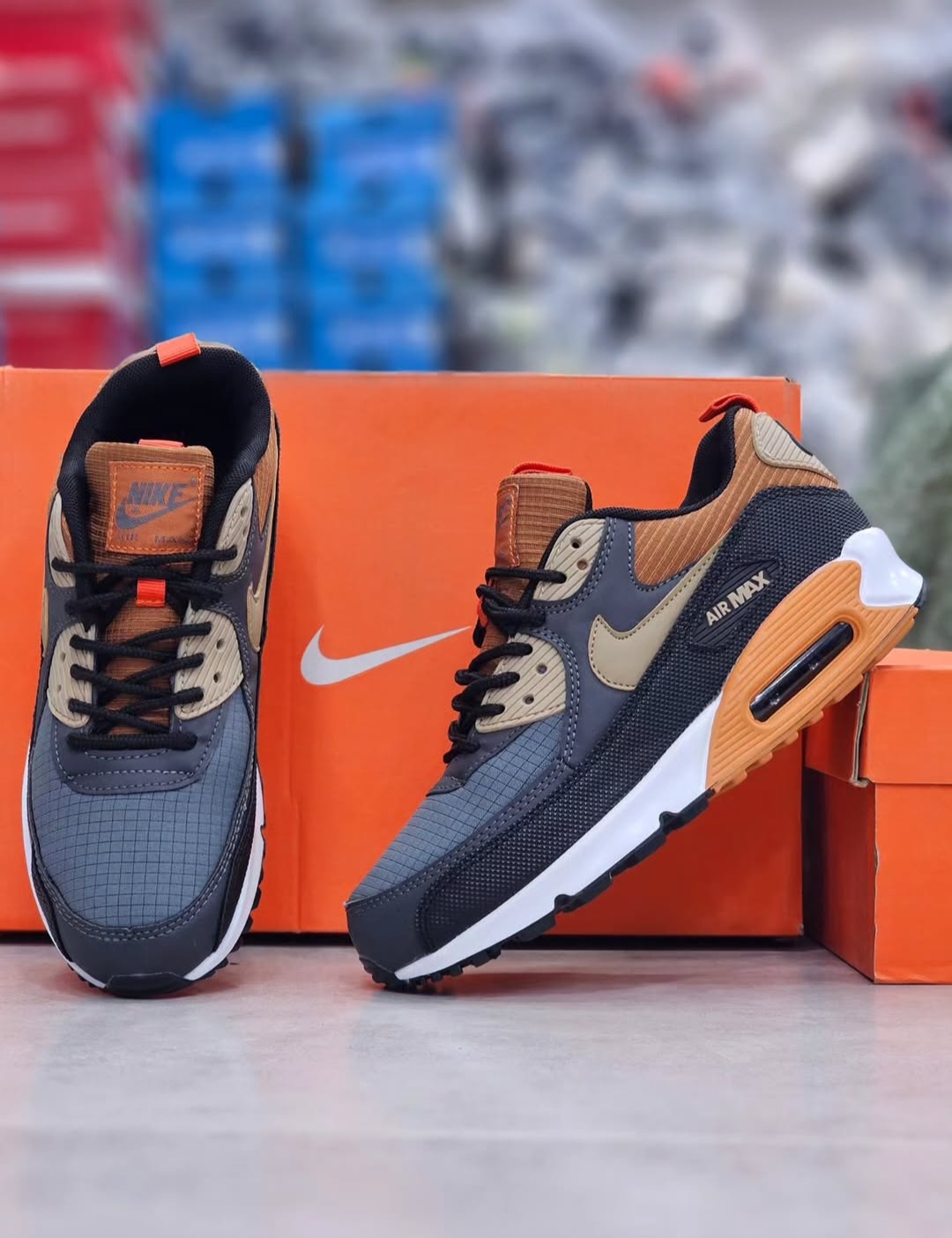 کتونی نایک ایرمکس/Nike air max vietnam/