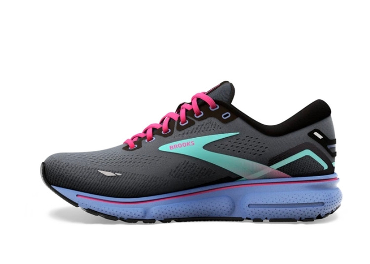 کتونی بروکس گاست ۱۵/ساخت ویتنام/Brooks Ghost 15