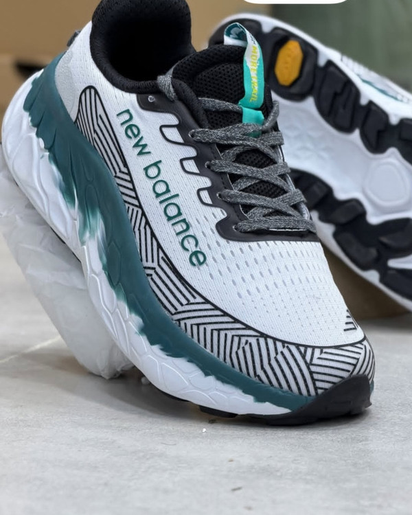 کتونی ویتنامی نیوبالانس فرش فوم تریل وی ۳/New balance fresh foam x more trail v3