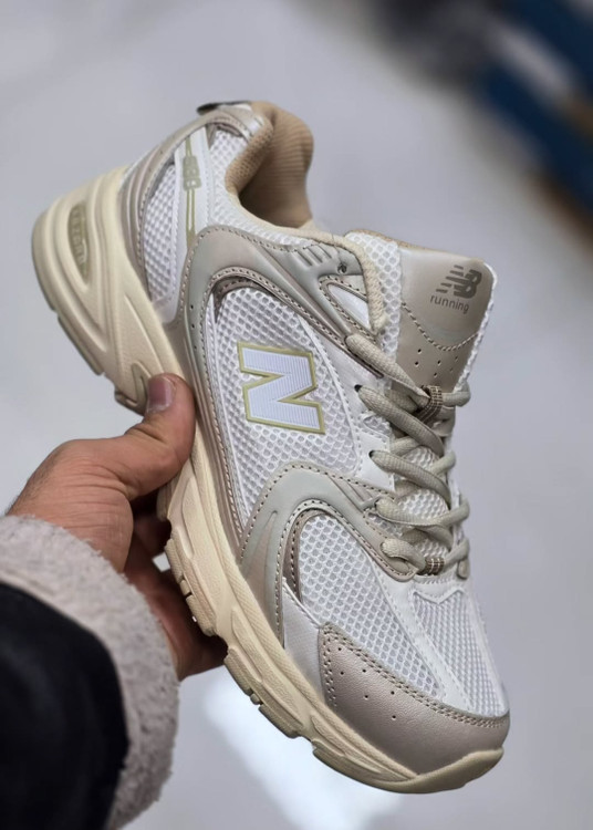 کتونی نیوبالانس ۵۳۰ ویتنامی ، new balance 530. ست اسپرت مناسب پیاده رویی،دویدن ،رانینگ، ساخت ویتنام سایز ۳۸تا ۴۵ همراه با جعبه بارکد دار فروش بصورت عمده و تک
