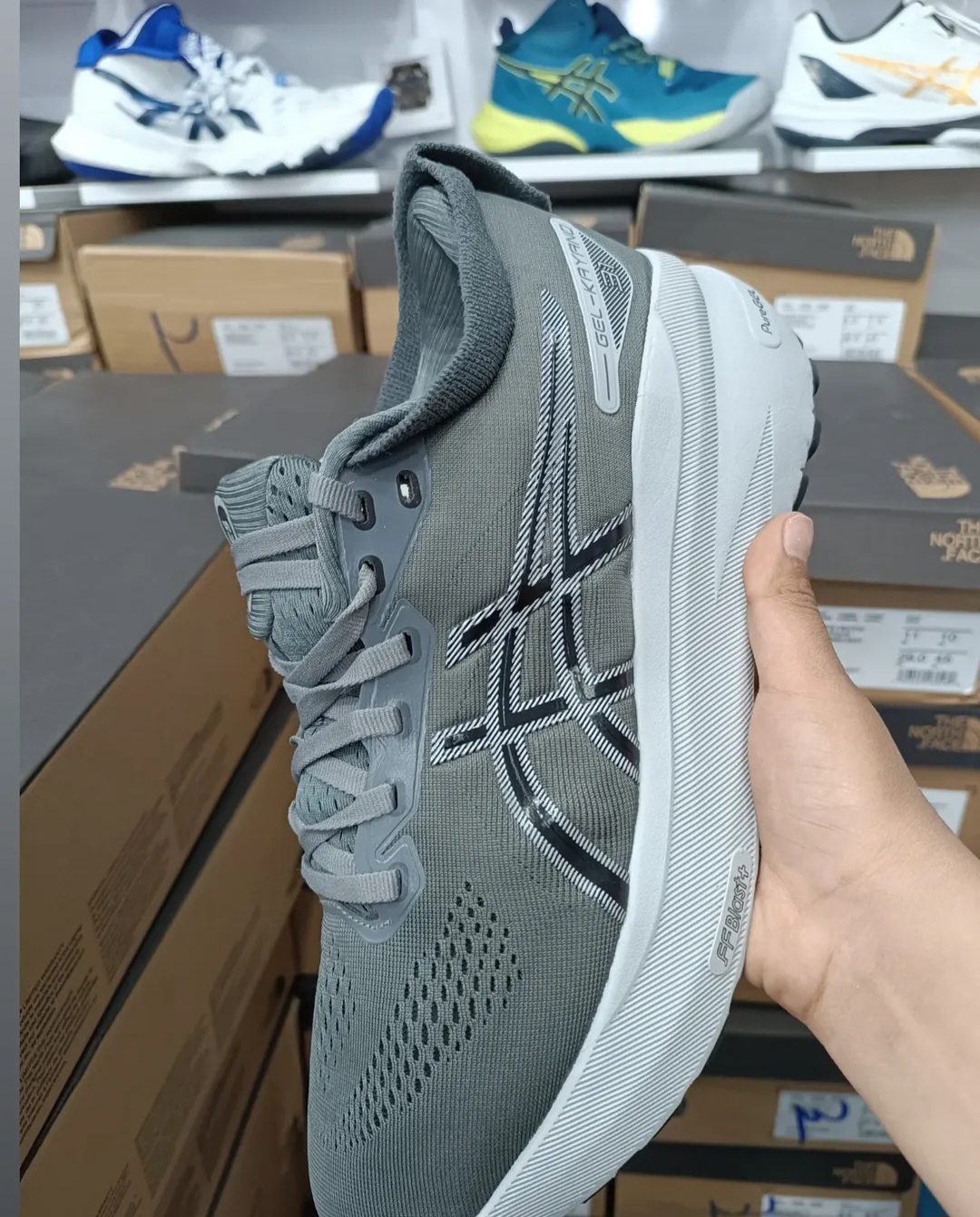 کتونی اسیکس ژل کایانو ۳۱ /سایز 40 الی 45/Asics Gel Kayano 31/ فروش عمده و تک تضمین کیفیت کالا