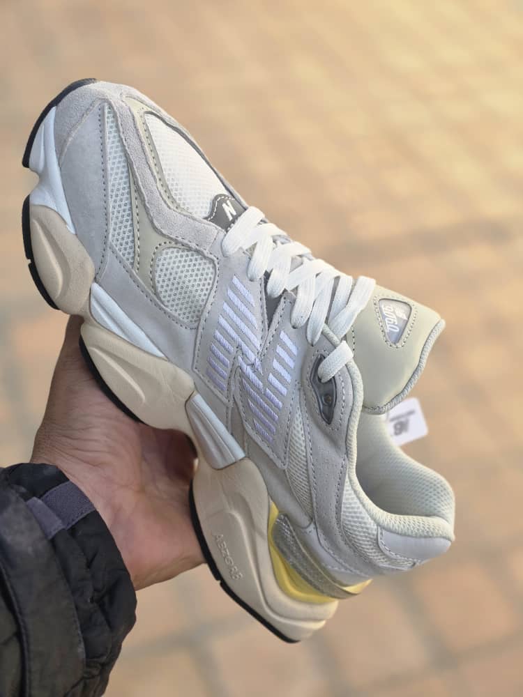 کتونی نیوبالانس ۹۰۶۰ساخت ویتنام Newbalance 9060 سایز ۴۰ الی ۴۵ فروش عمده و تک