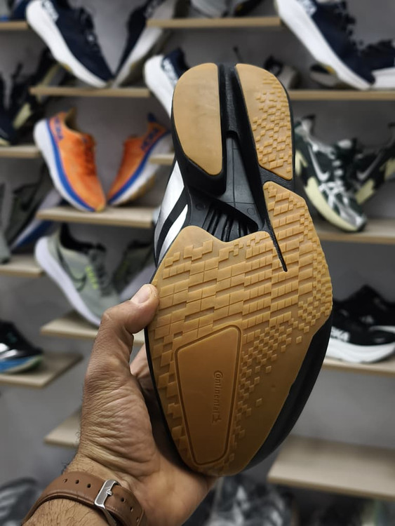 کتونی آدیداس آدزیرو پرو 4/Adidas adizero Adios Pro 4/ساخت ویتنام/سایز ۴۰ تا ۴۵/فروش عمده و تک