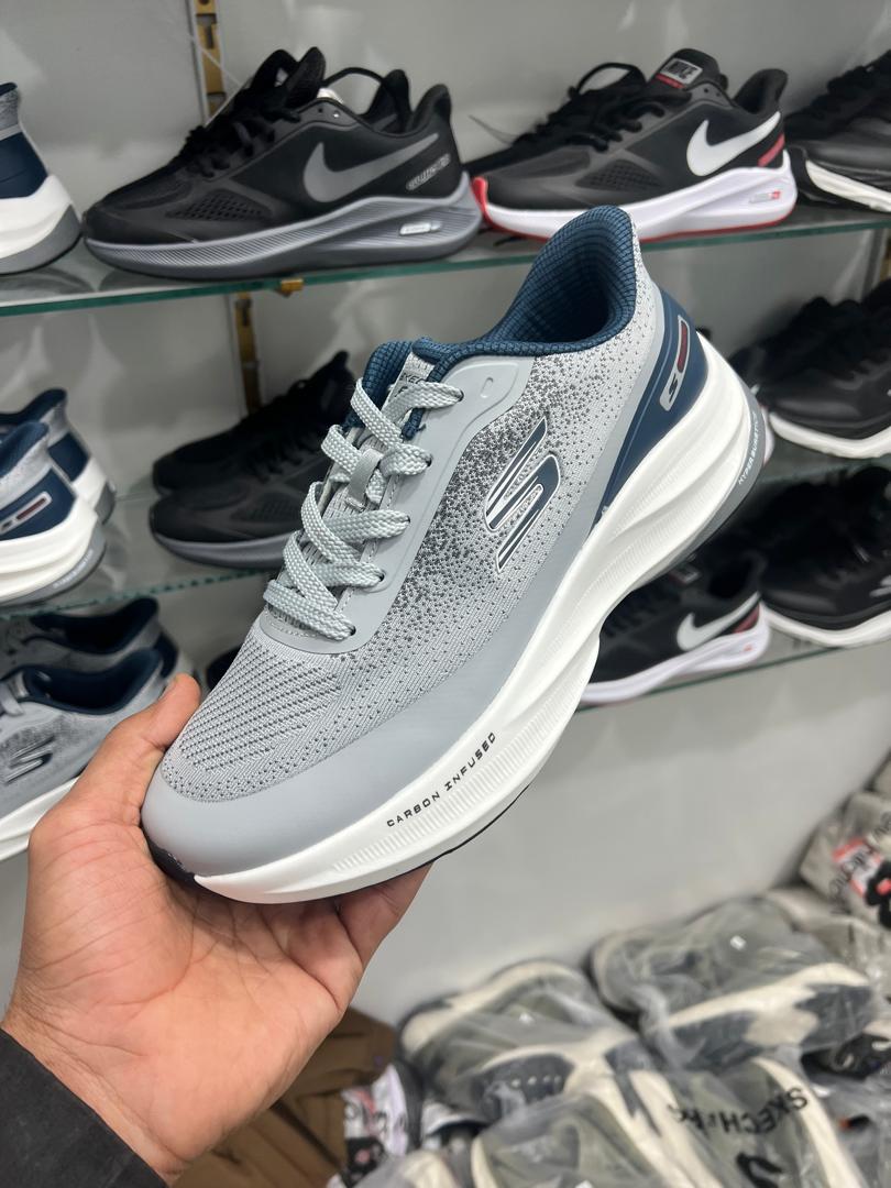 کتونی ویتنامی اسکیچرز هایپر بوس skechers Hyper Burst ساخت ویتنام سایز 40 تا 45 فروش عمده و تک ضمانت کالا