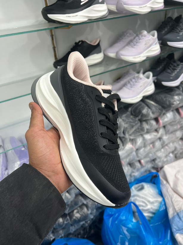 کفش اسکیچرز هایپر بوس skechers Hyper Burst ساخت ویتنام