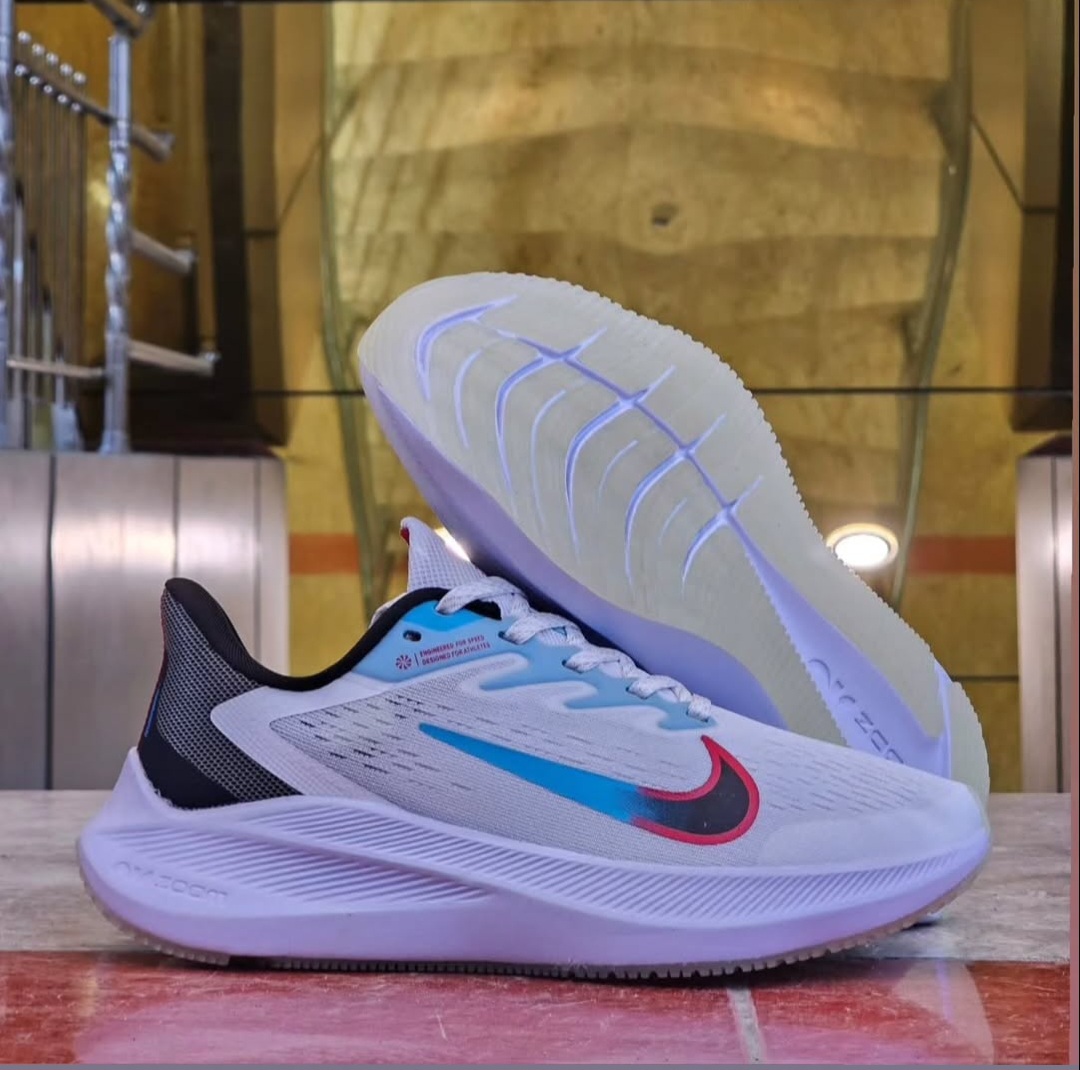 نایک ایز زوم وینفلو ۷/Nike Air Zoom Winflo 7/سایز 37الی 40/فروش عمده و تک/تضمین کیفیت کالا