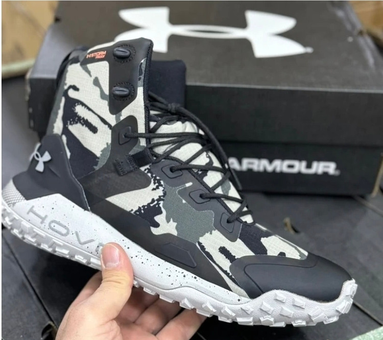 بوت اندرارمورمدل هاورداون ضد آب/Under armor hovr /ساخت ویتنام/مستر کوالیتی a کیفیت بالا سایز ۴۰ تا ۴۵