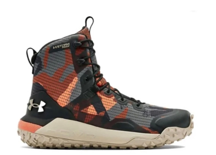 بوت اندرارمورمدل هاورداون ضد آب/Under armor hovr /ساخت ویتنام/مستر کوالیتی a کیفیت بالا سایز ۴۰ تا ۴۵