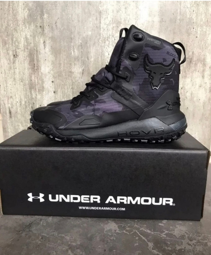 بوت اندرارمور هاورداون ضد آب/Under armor hovr /ساخت ویتنام /مستر کوالیتی a , کیفیت بالا سایز ۴۰ تا ۴۵ تنوع در ۴ رنگ جذاب همراه با جعبه بارکد دار