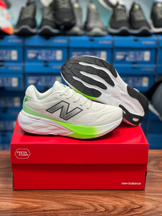 نیوبالانس 880 رانینگ/ Newbalance 880 vietnam running/ساخت ویتنام/سایز ۴۰ تا ۴۵/فروش عمده و تک/