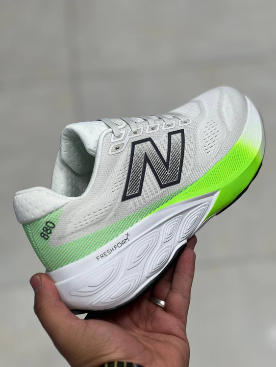 کتونی نیوبالانس 880 رانینگ/ Newbalance 880 vietnam running