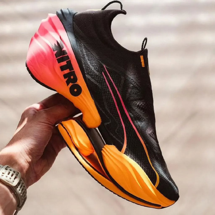 کتونی پوما فست نیترو/Puma fast rb nitro elite pr /سایز ۴۰تا ۴۵/ساخت ویتنام/فروش عمده و تک