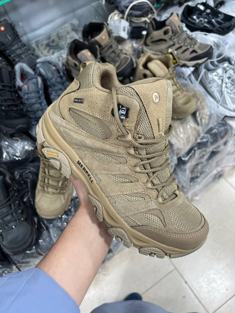بوت مرل Merrell Moab 3 Mid GTX گورتکس ساخت ویتنام مستر کوالیتی پایین ترین قیمت در ایران سایز ۴۰ تا ۴۵ تنوع در ۳ رنگ جذاب . Merrell moab 3 mid GTX